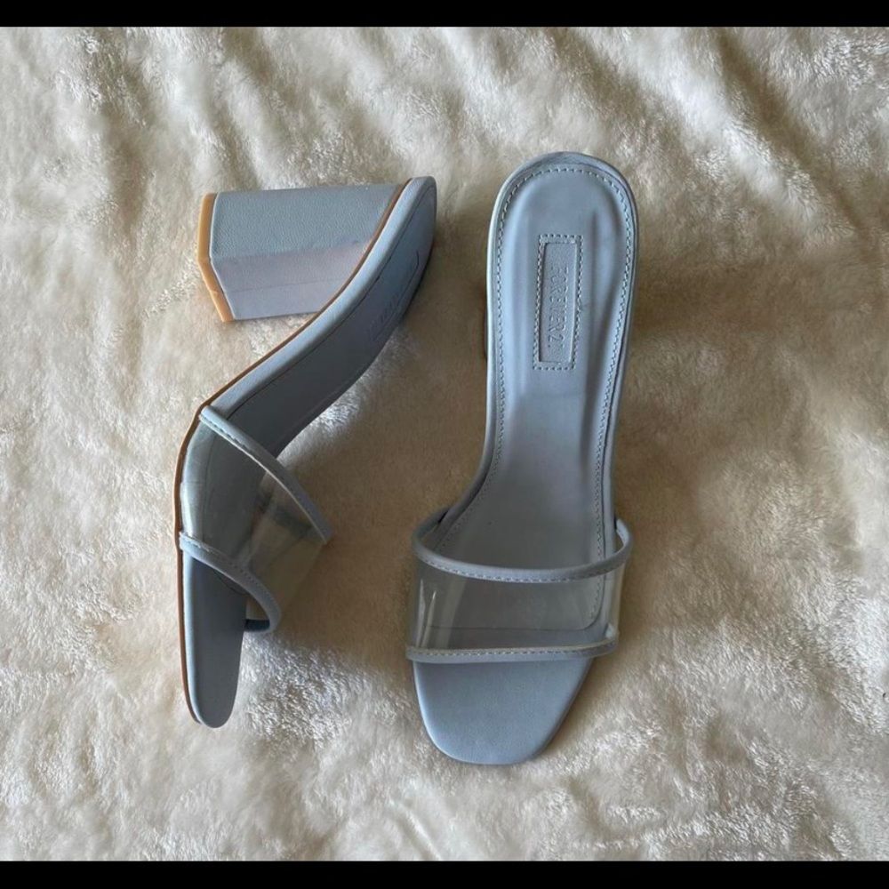 forever 21 baby blue heels 🦋